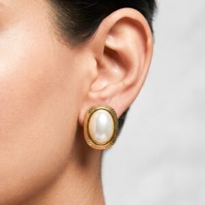 Elena Studs