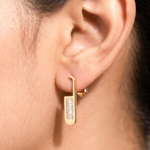 Clara Studs