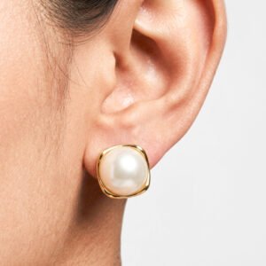 Livia Studs